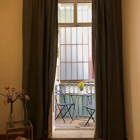 Tiles بيت ضيافة *